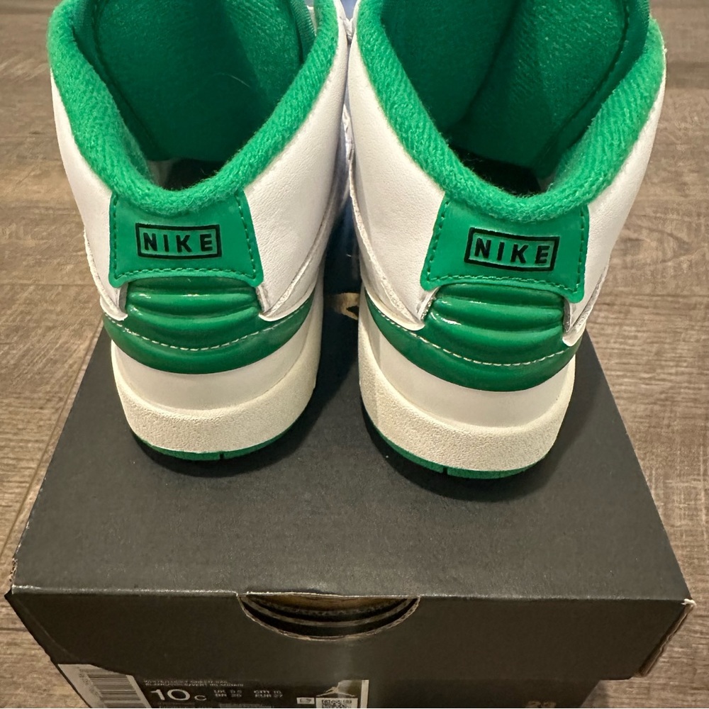 Jordan Retro 2 - Picture 6 of 8